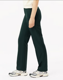 Calça Reta com Detalhes de Costura