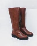 Bota Cano Alto Classic Brown (Solado Reto e Fechamento Lateral)